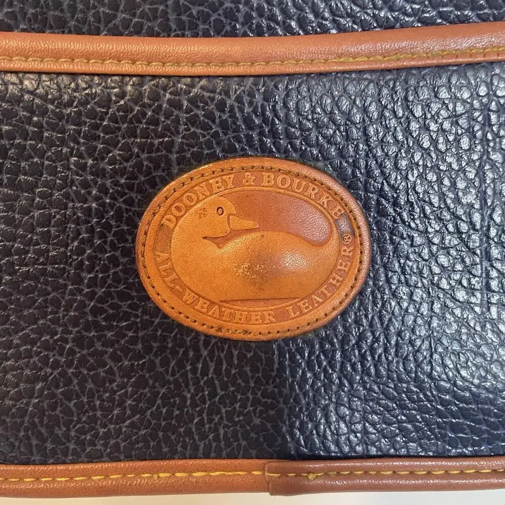 Dooney & Bourke VTG All Weather Leather Equestrian Saddle Bag Crossbody Blue‎